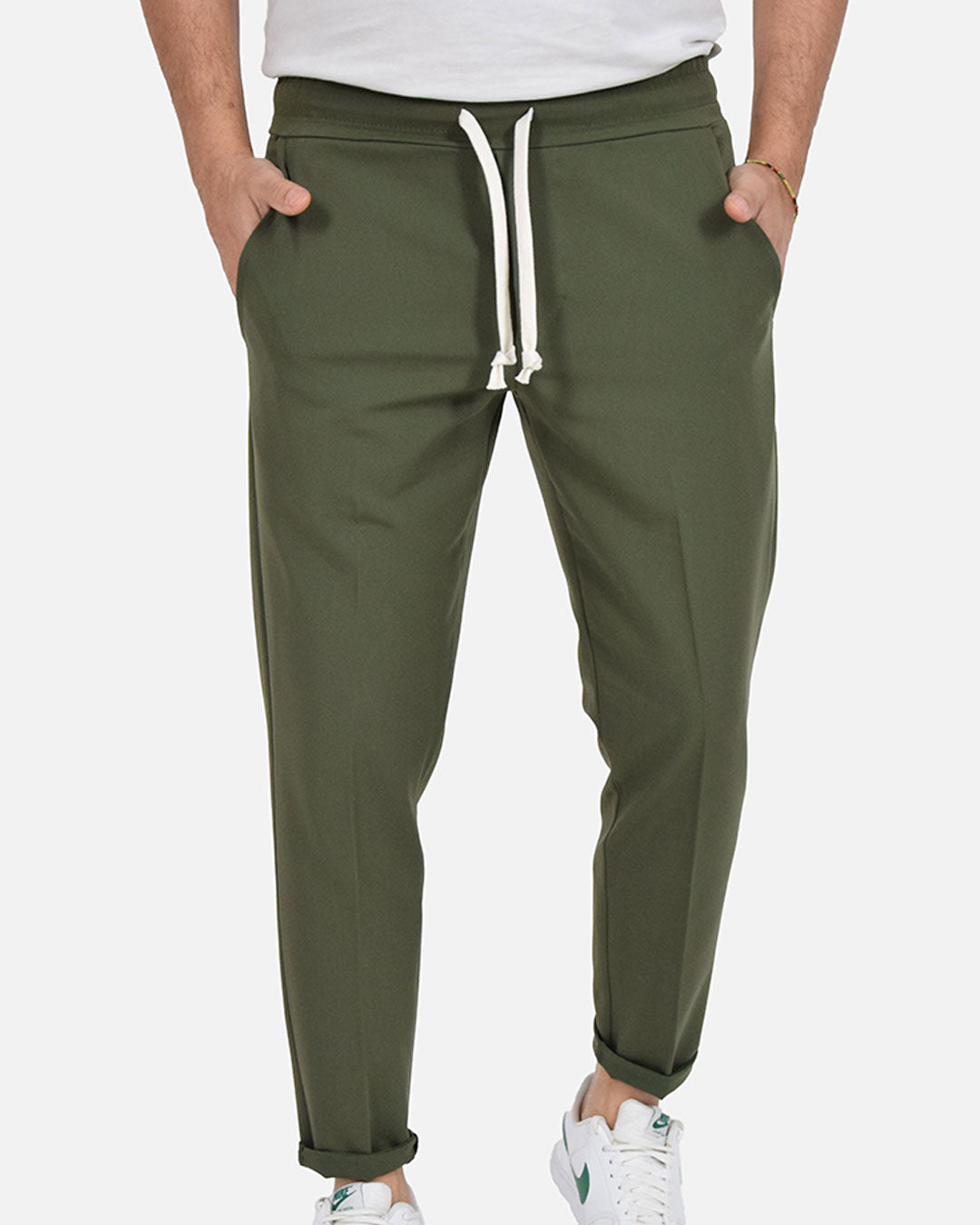 Pantaloni con laccio in vita