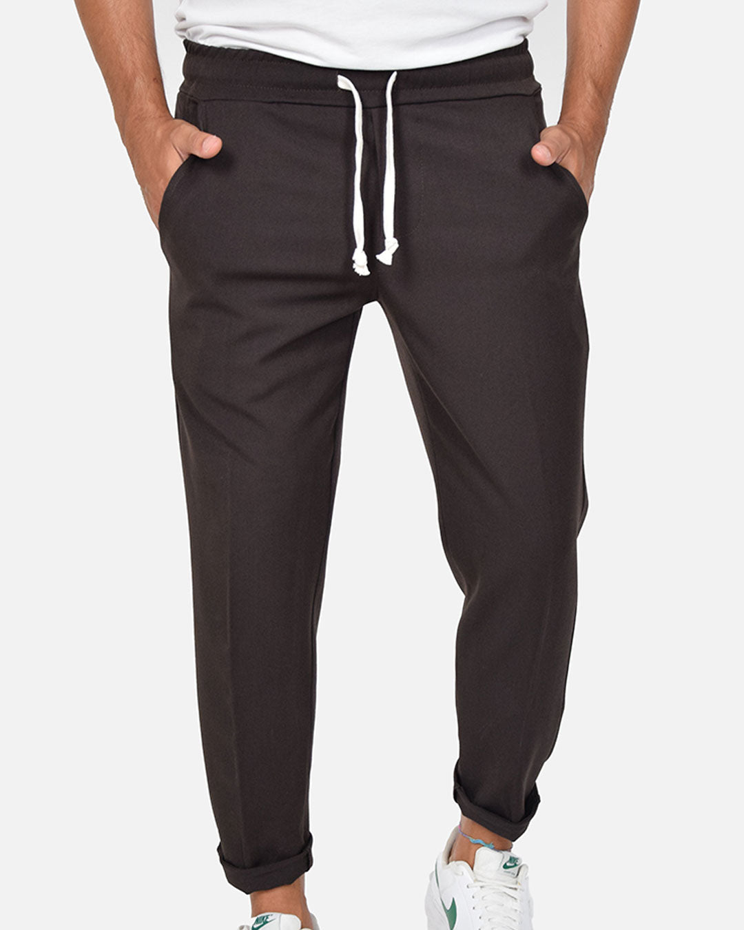 Pantaloni con laccio in vita