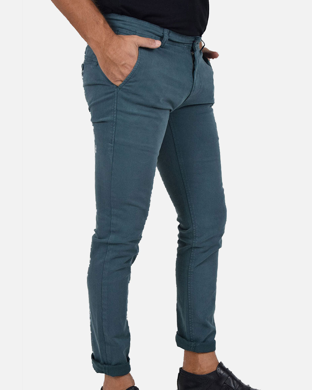Pantaloni slim fit