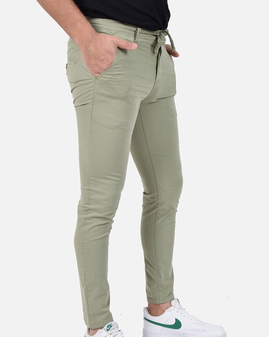 Pantaloni skinny capri con laccio in vita