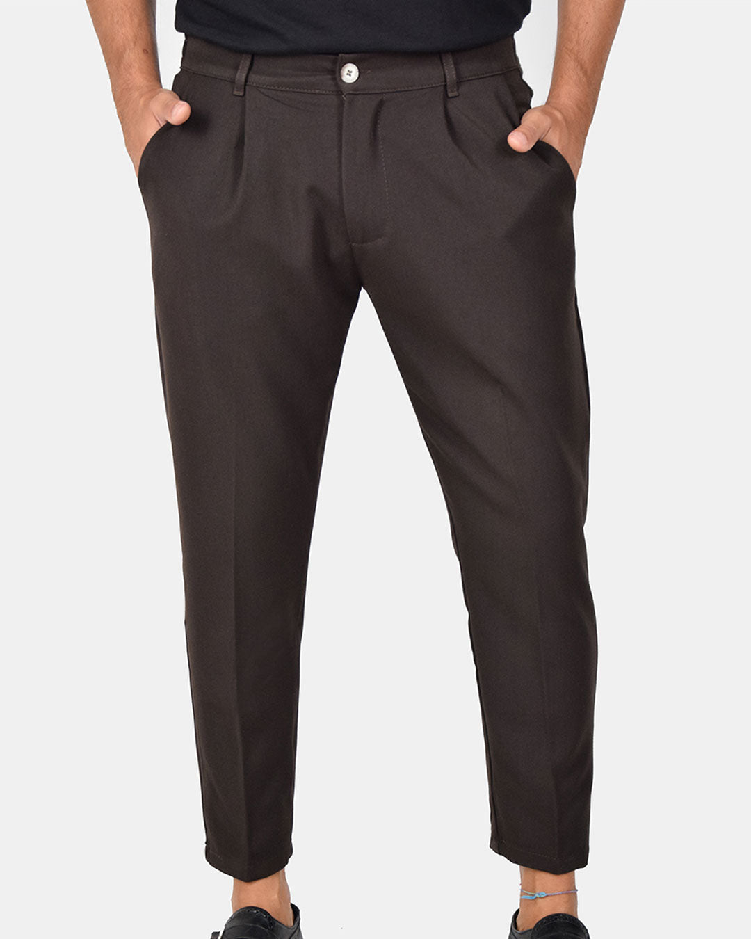 Pantaloni capri con vita elasticizzata