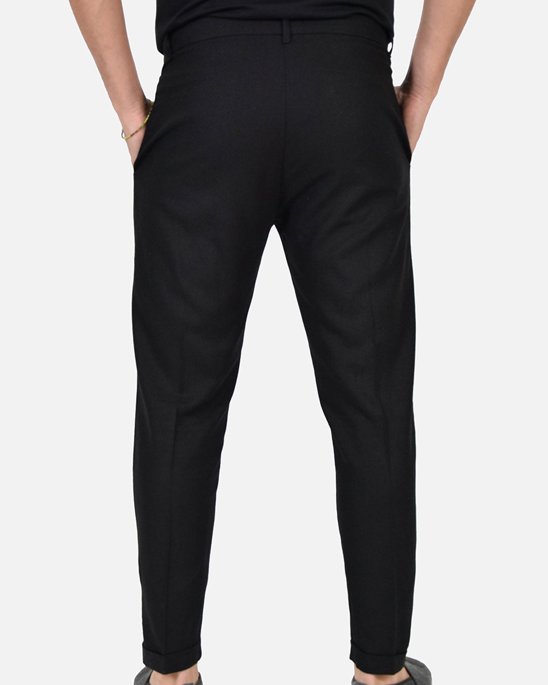 Pantaloni capri in lino