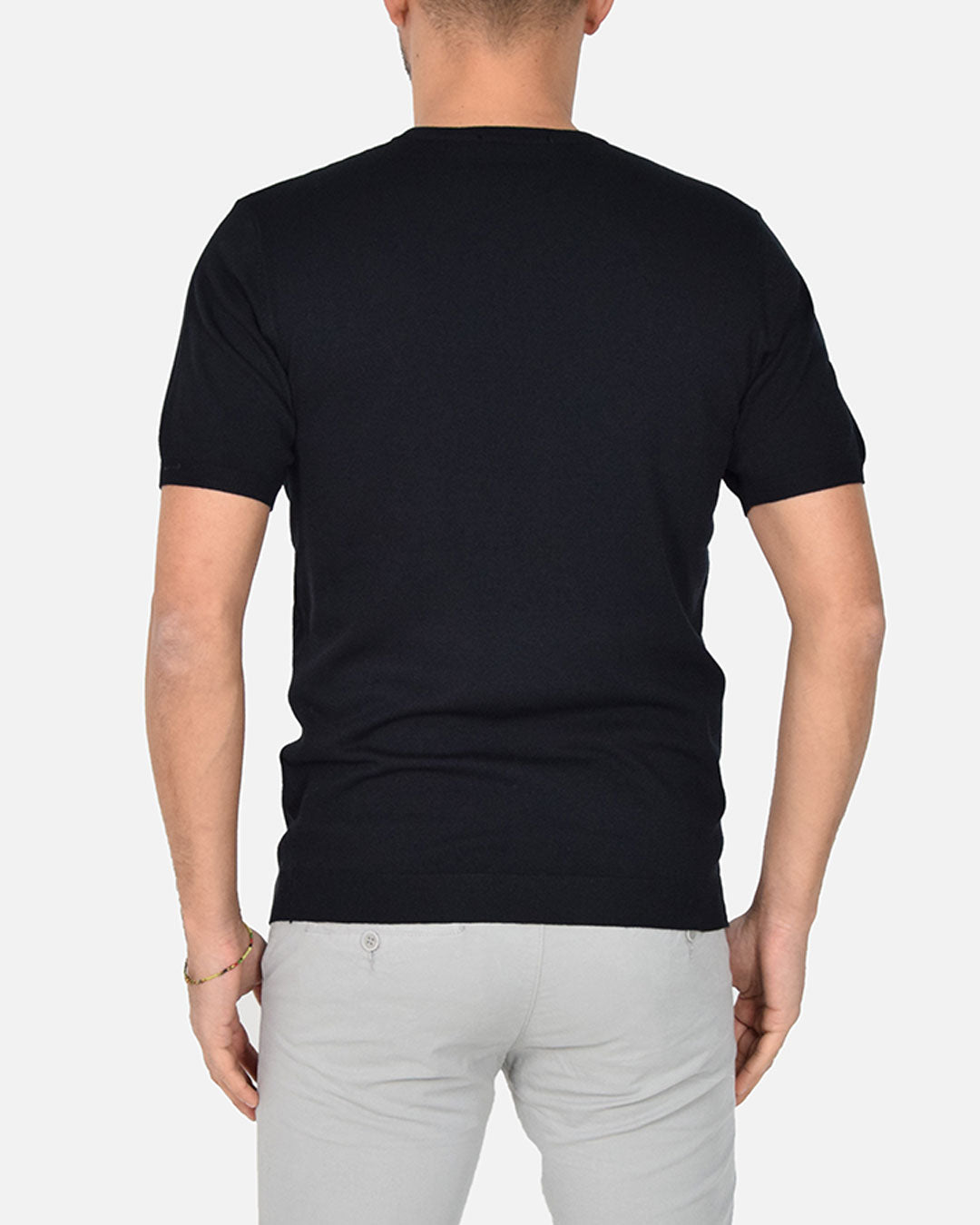 Maglia in filo a manica corta