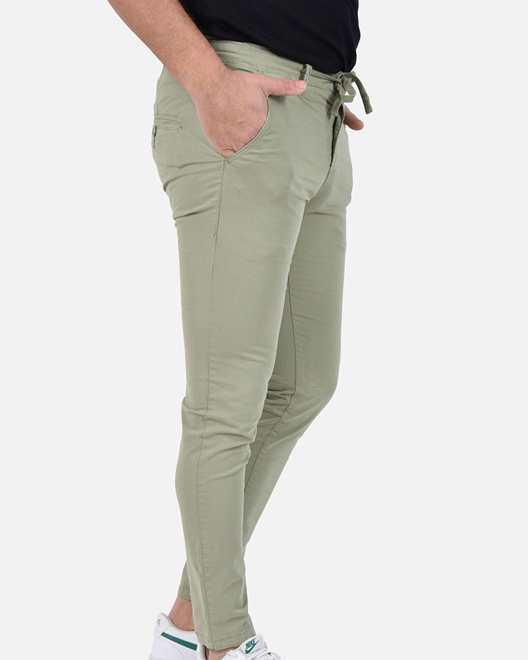 Pantaloni skinny capri con laccio in vita