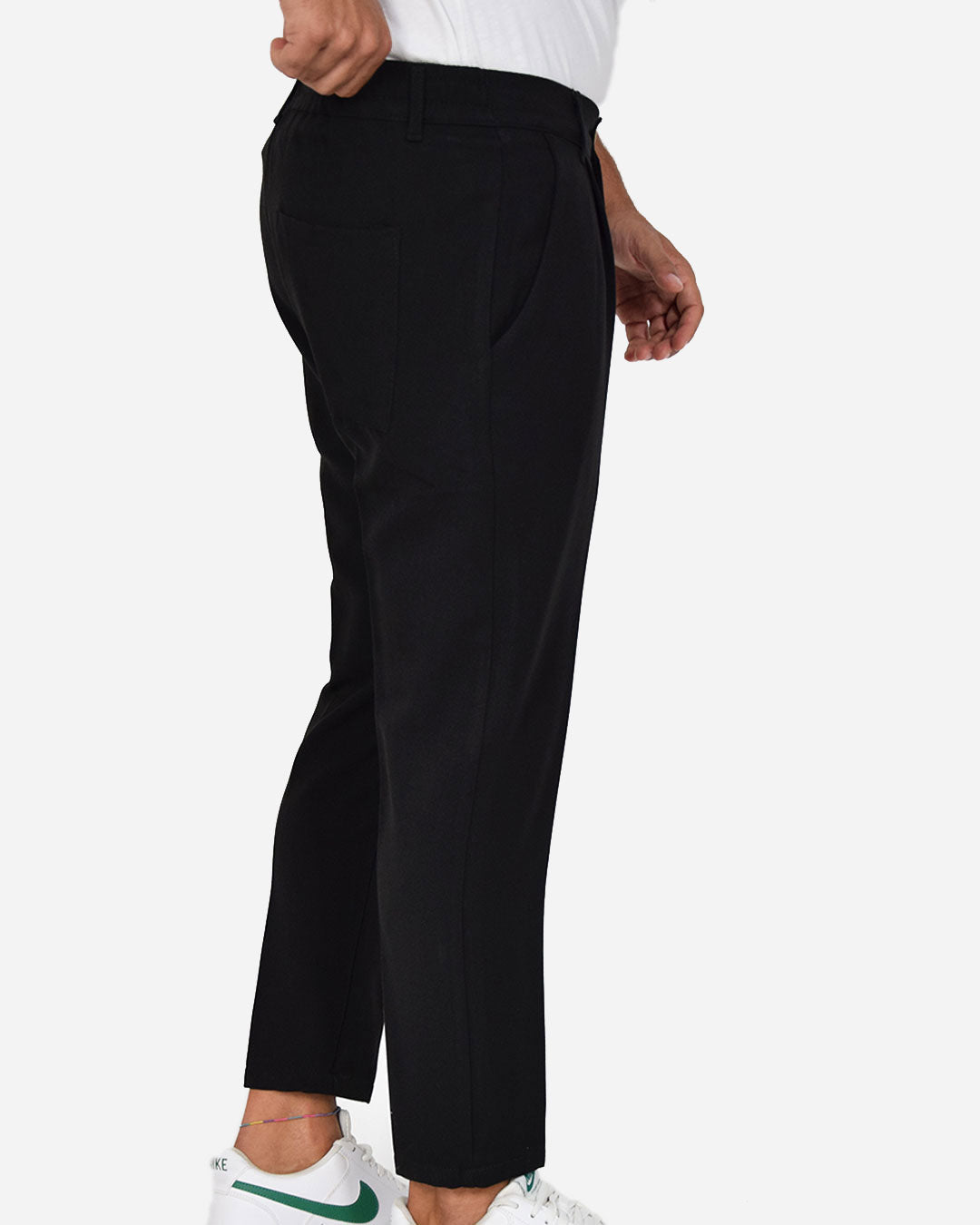 Pantaloni capri con vita elasticizzata