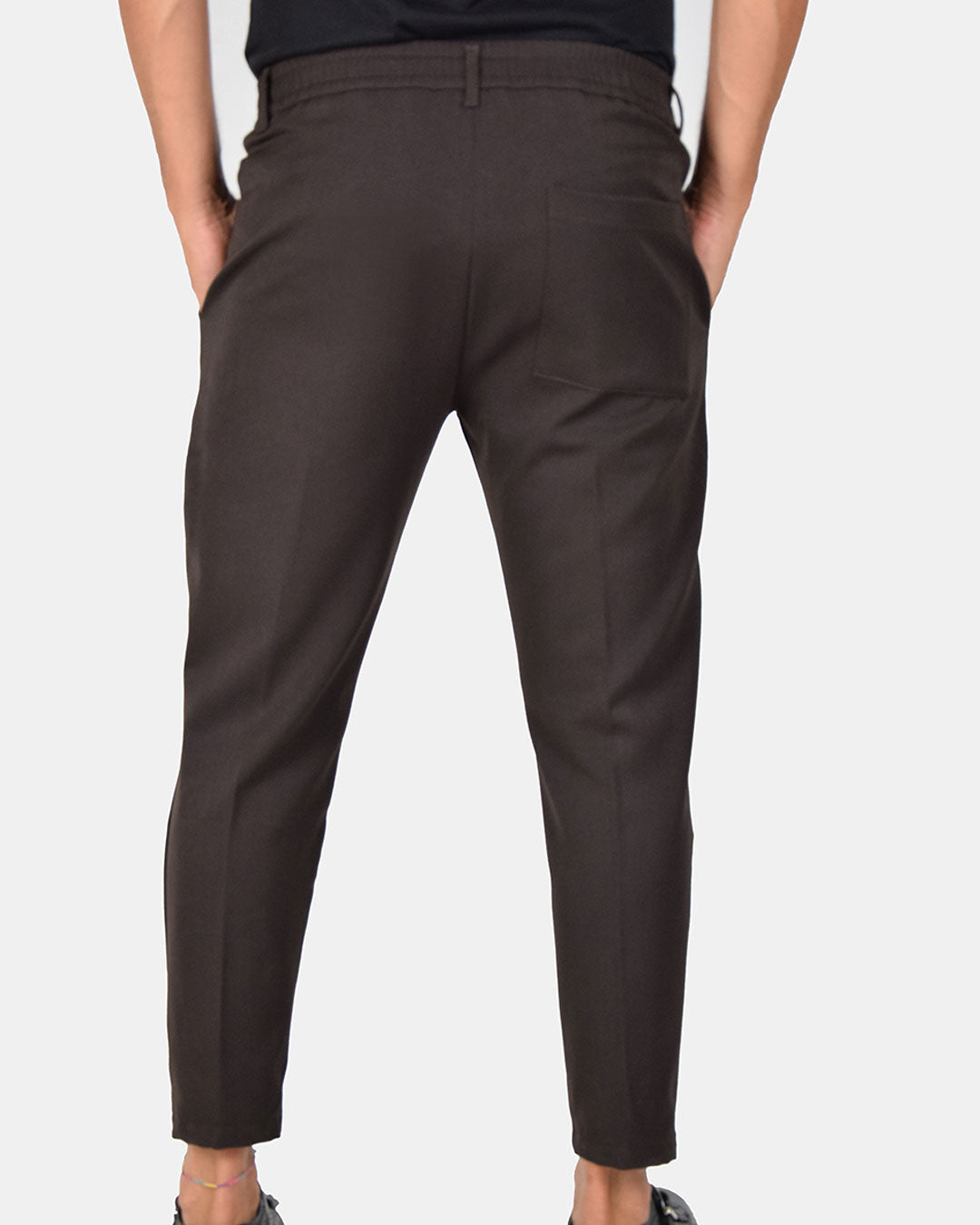 Pantaloni capri con vita elasticizzata