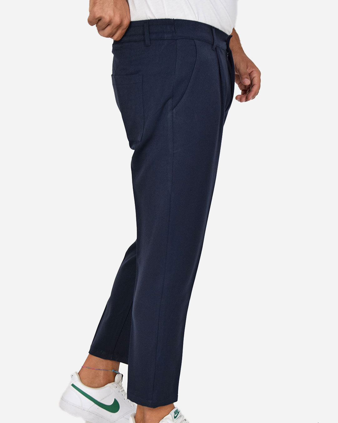 Pantaloni capri con vita elasticizzata