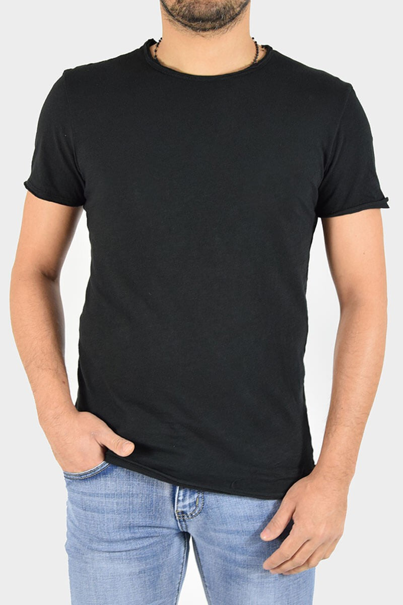 T-SHIRT CON TAGLIO VIVO