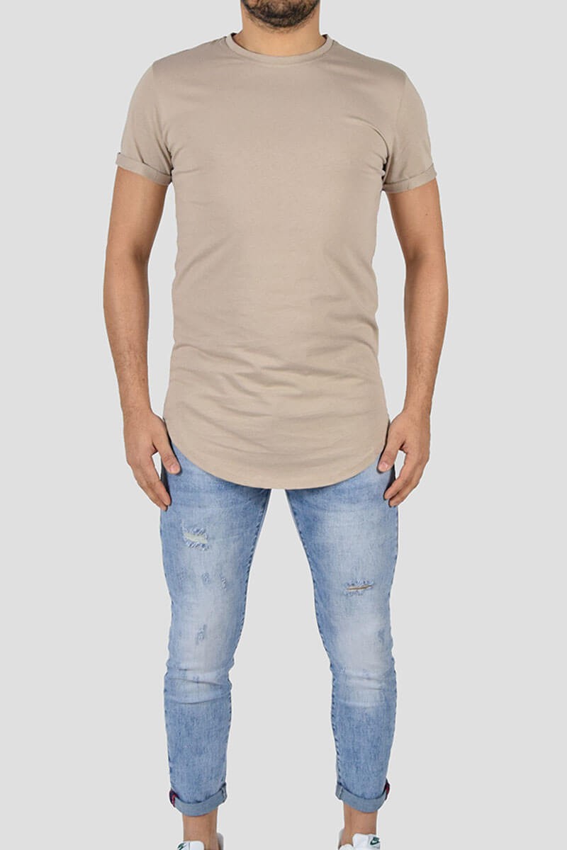 T-SHIRT CON TAGLIO ARROTONDATO