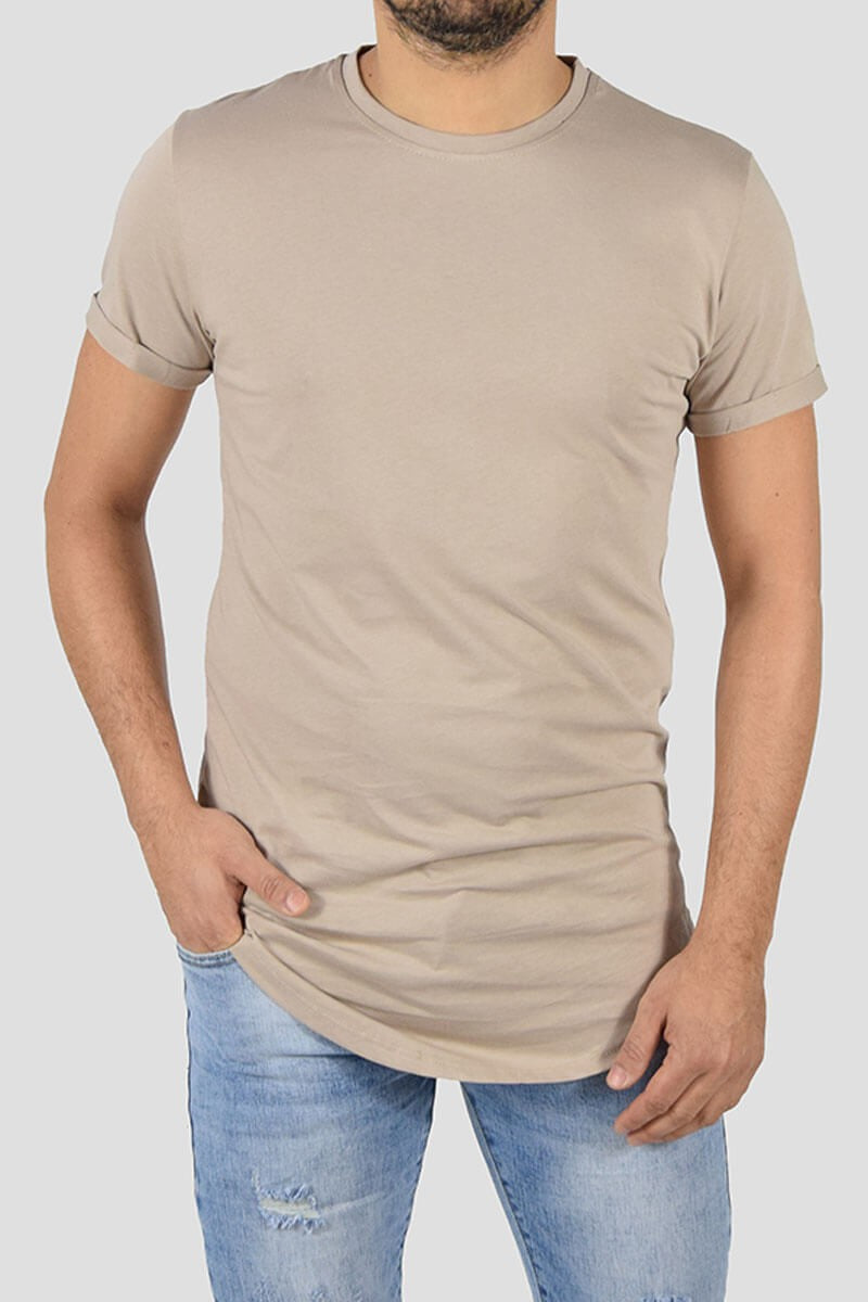 T-SHIRT CON TAGLIO ARROTONDATO