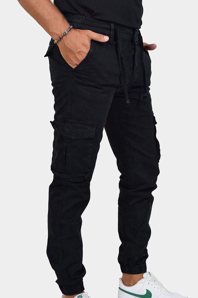 PANTALONI CON TASCONI E LACCIO IN VITA