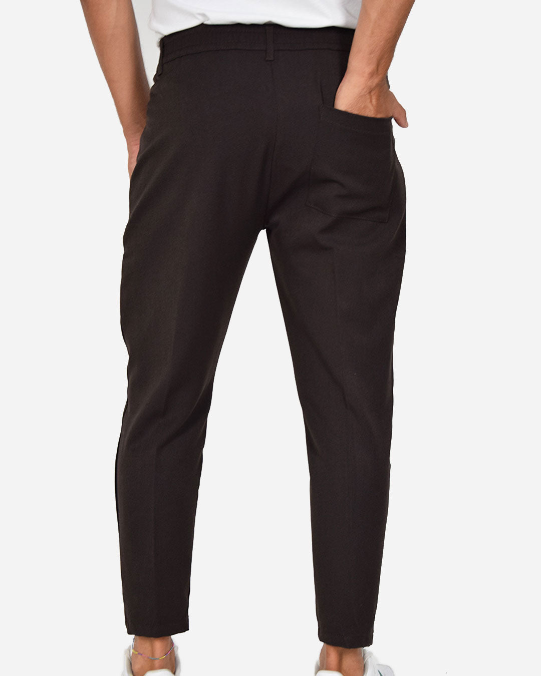 Pantaloni capri con vita elasticizzata