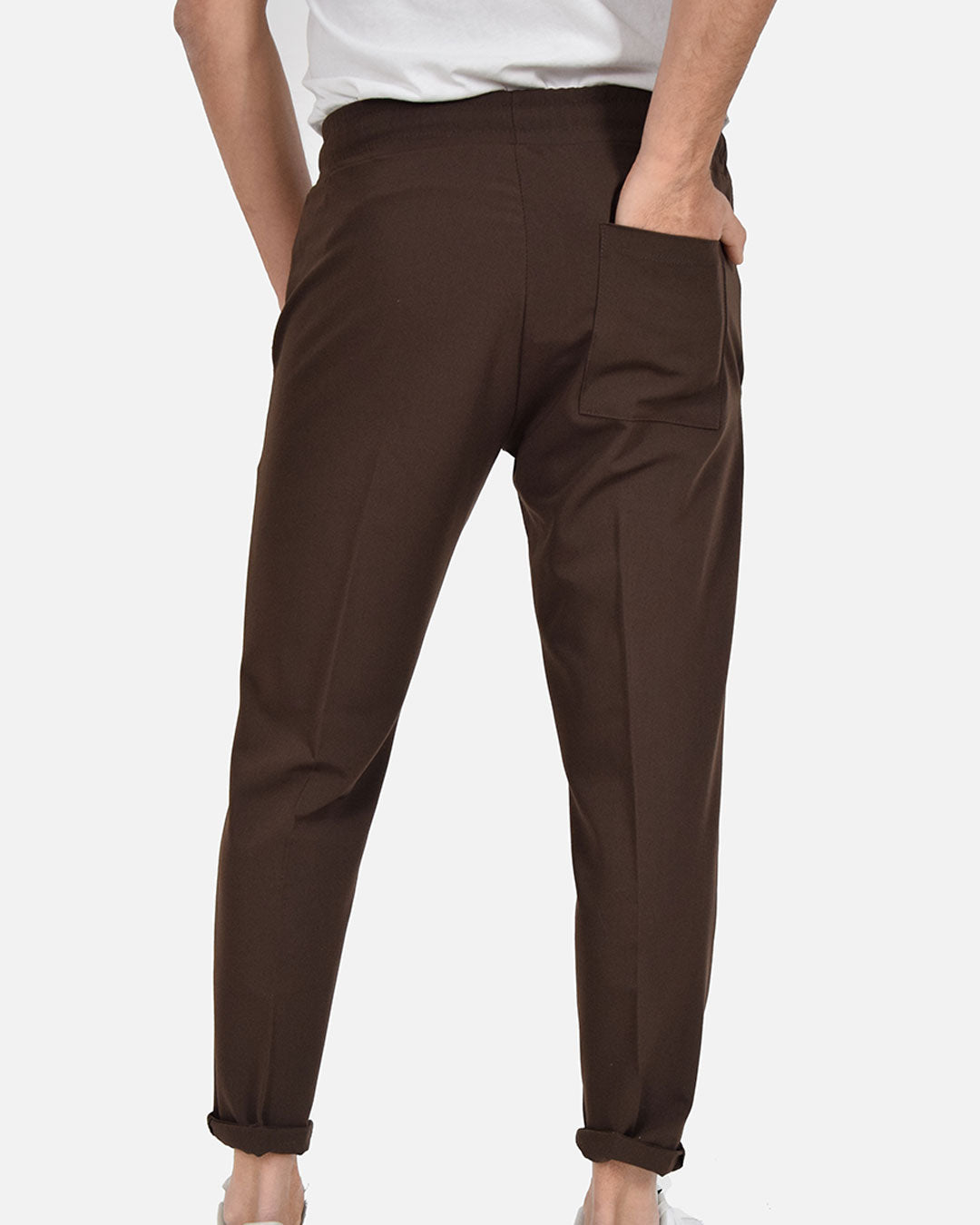 Pantaloni con laccio in vita