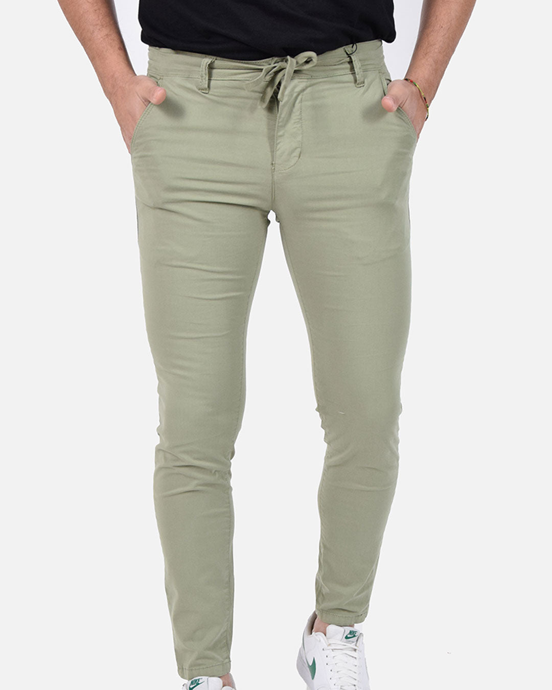 Pantaloni skinny capri con laccio in vita