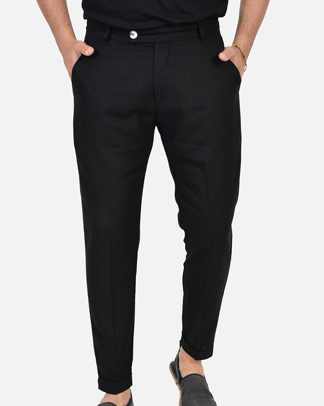 Pantaloni capri in lino