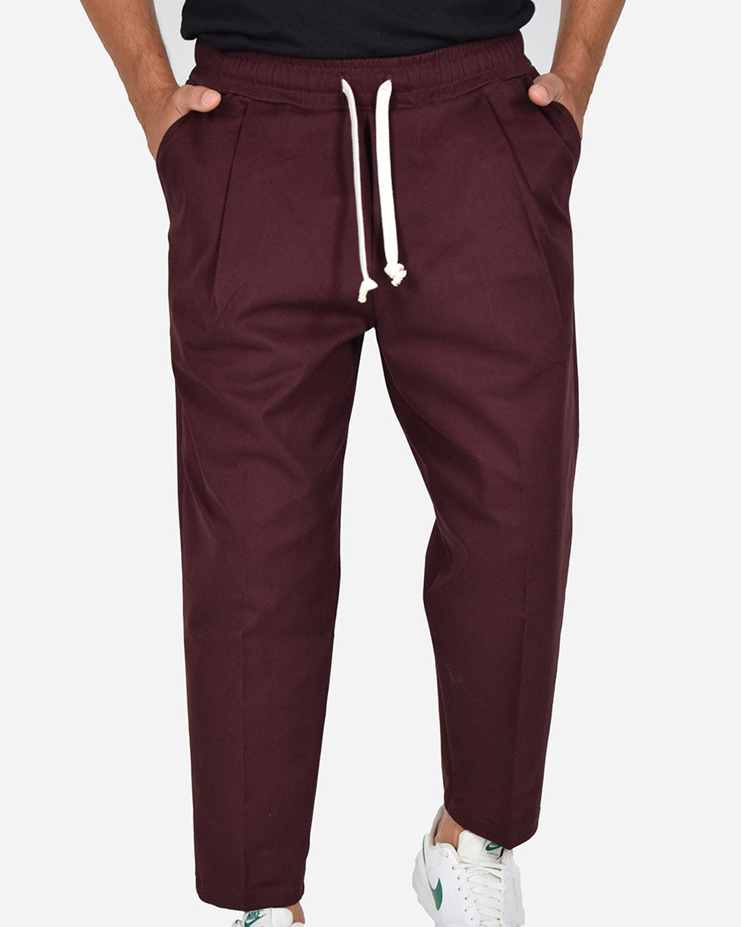 Pantaloni relax fit con laccio in vita
