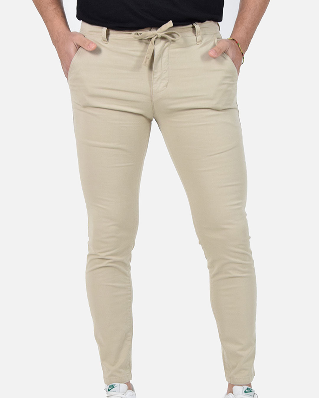 Pantaloni skinny capri con laccio in vita