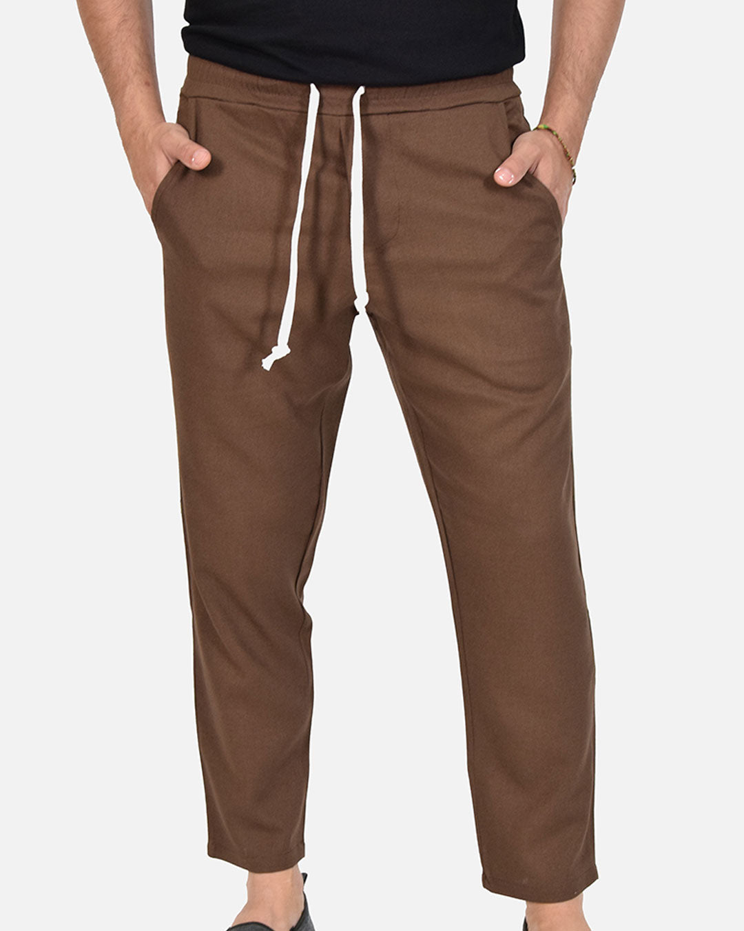 Pantaloni in lino con laccio in vita