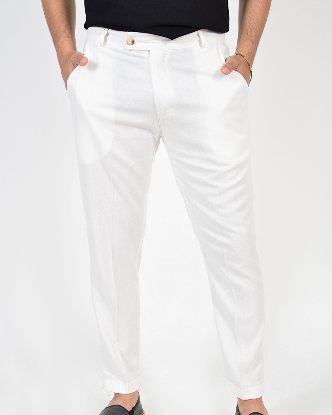 Pantaloni capri in lino