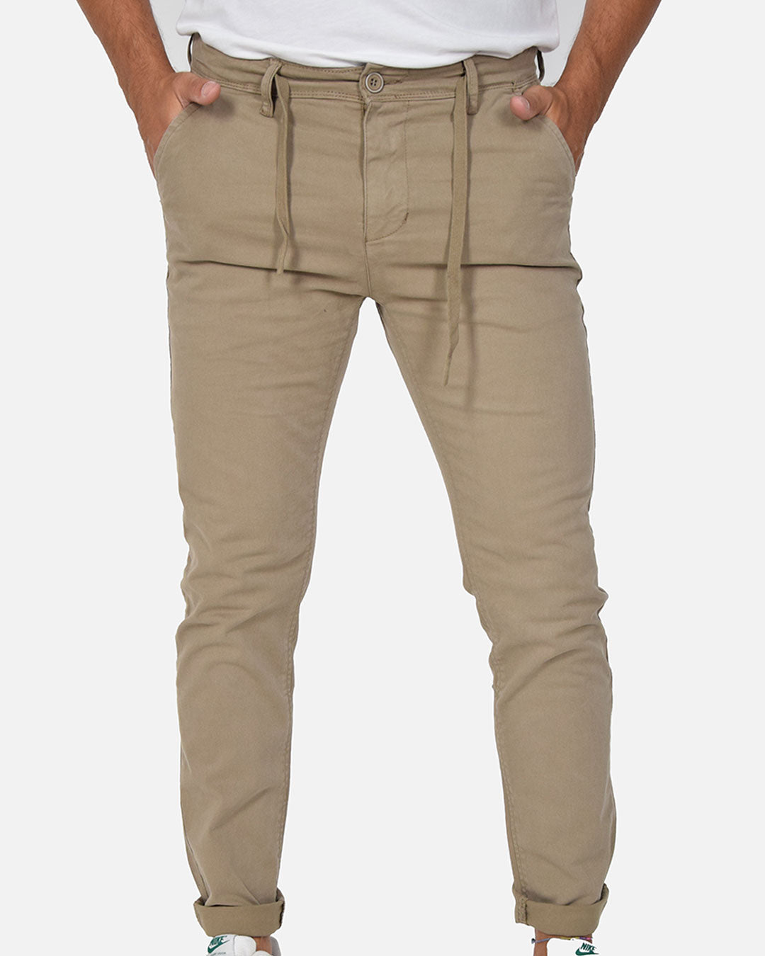 Pantaloni slim fit con laccio in vita