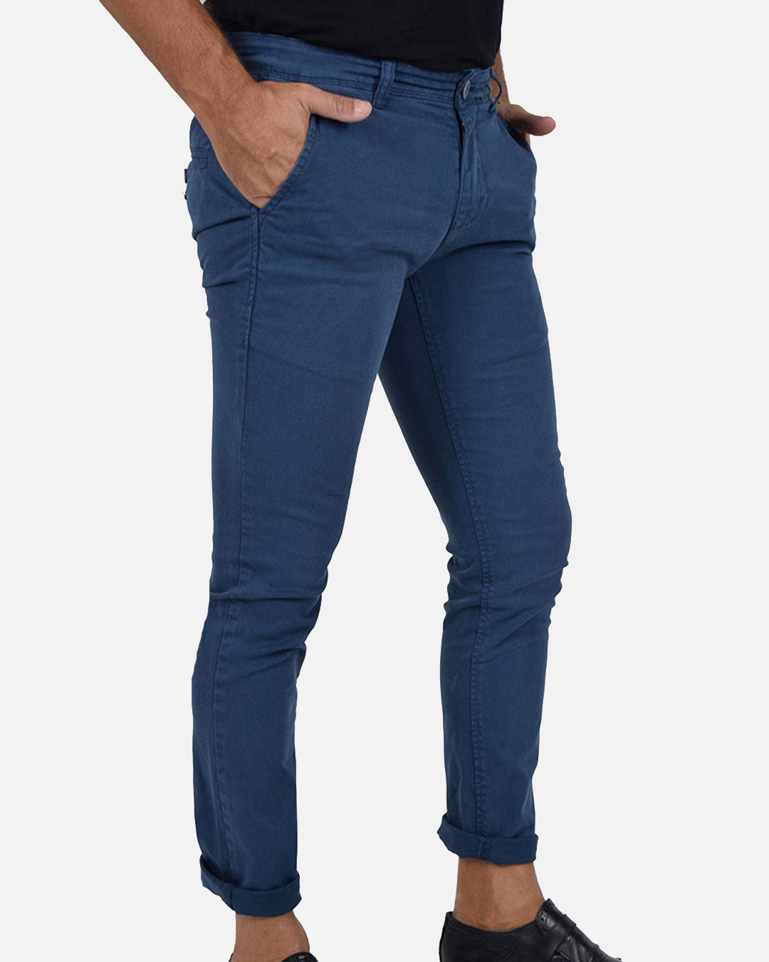 Pantaloni slim fit