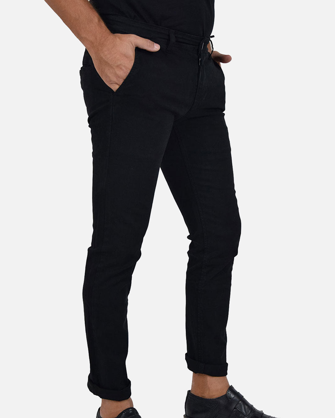 Pantaloni slim fit