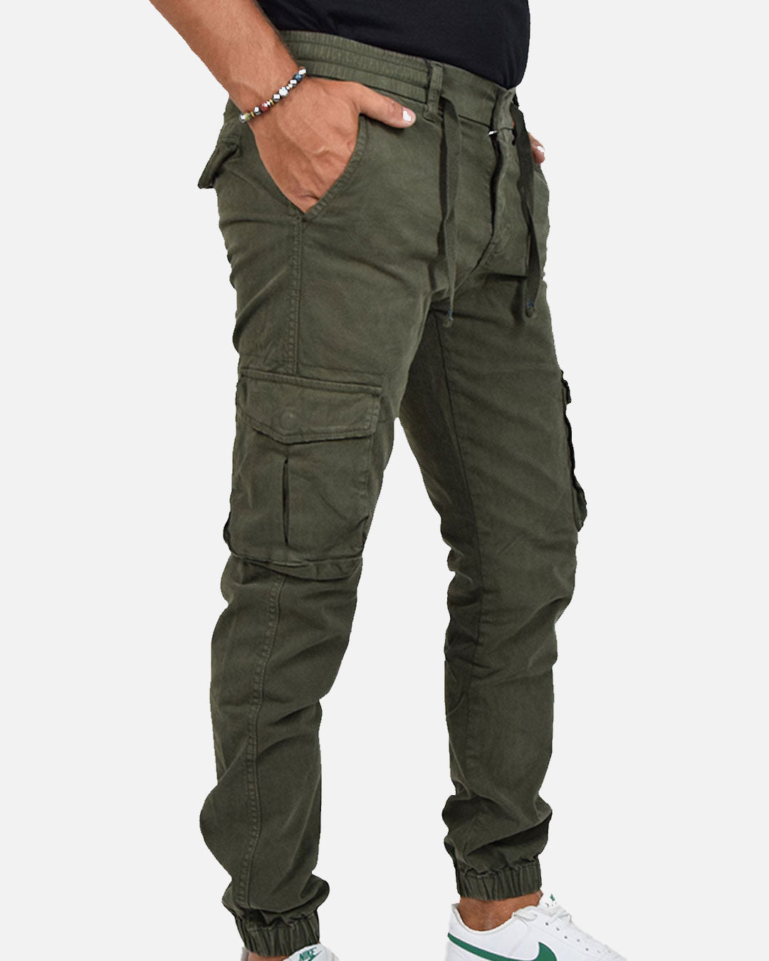 Pantaloni con tasconi e laccio in vita