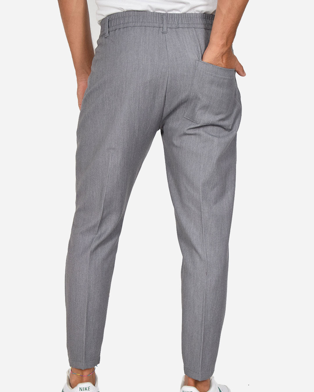 Pantaloni capri con vita elasticizzata