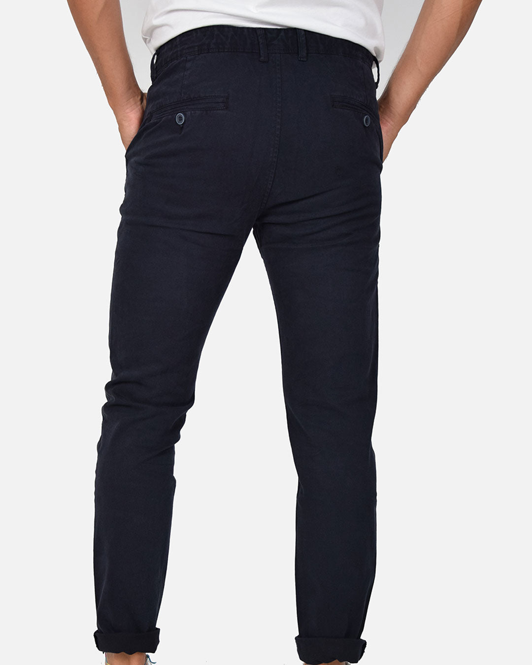 Pantaloni slim fit con laccio in vta