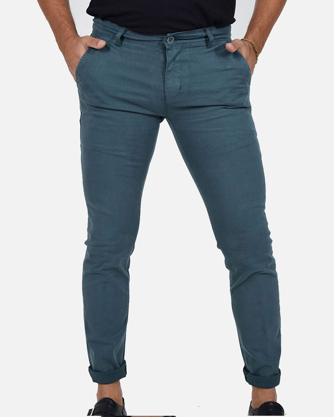 Pantaloni slim fit