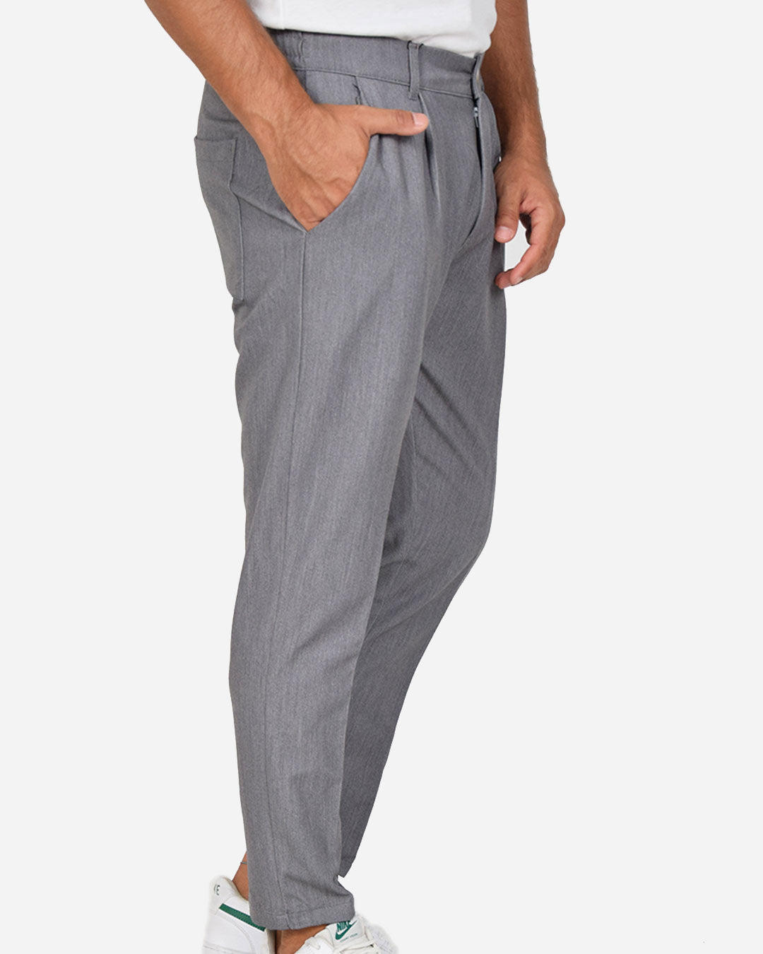 Pantaloni capri con vita elasticizzata