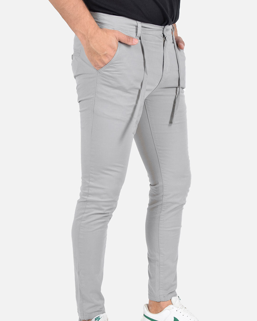 Pantaloni skinny capri con laccio in vita
