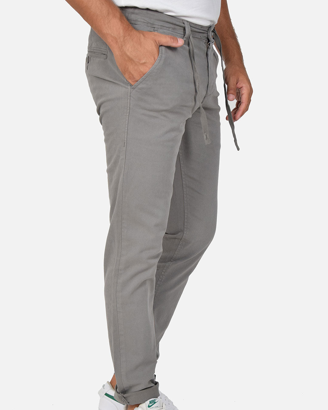 Pantaloni slim fit con laccio in vita
