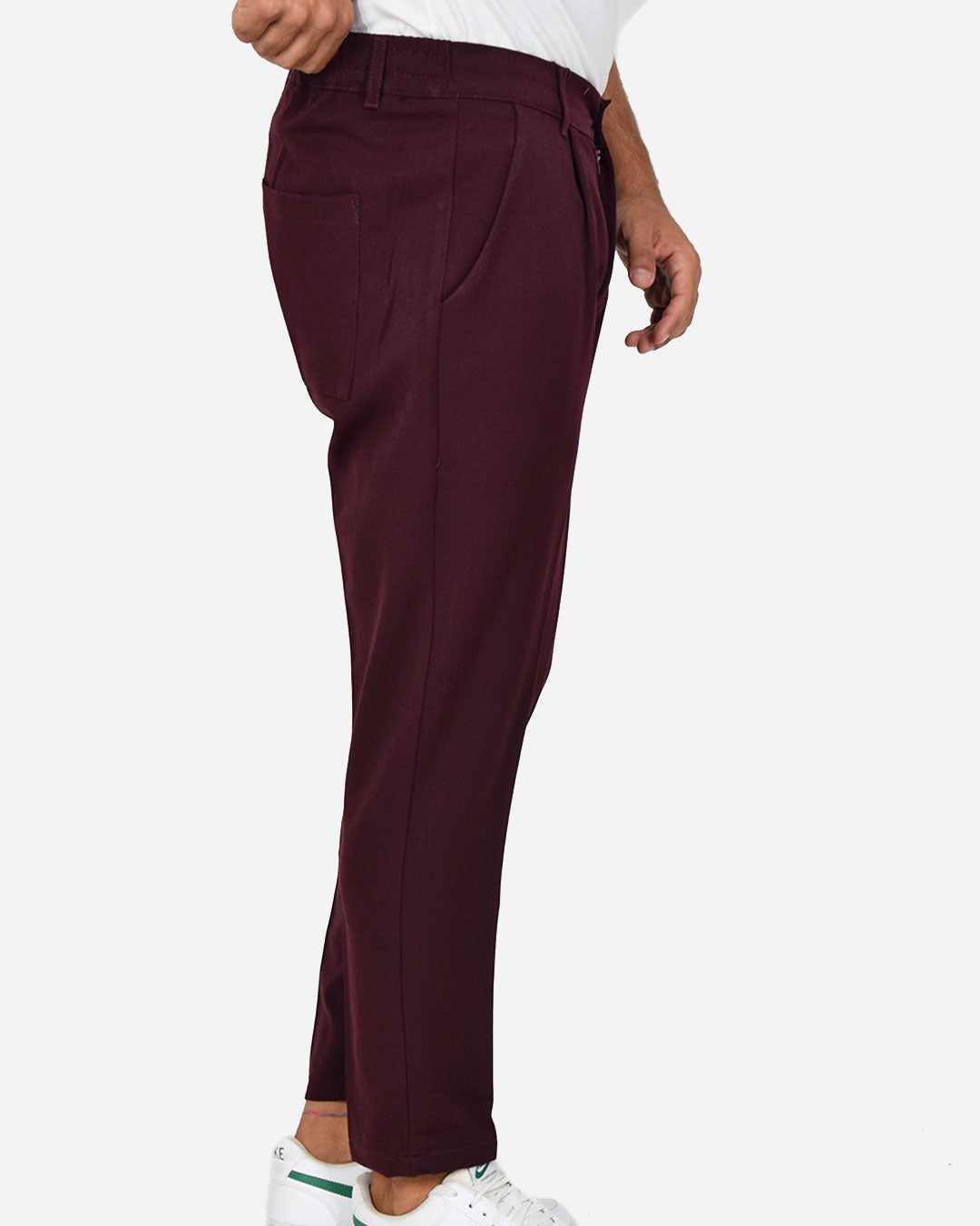 Pantaloni capri con vita elasticizzata