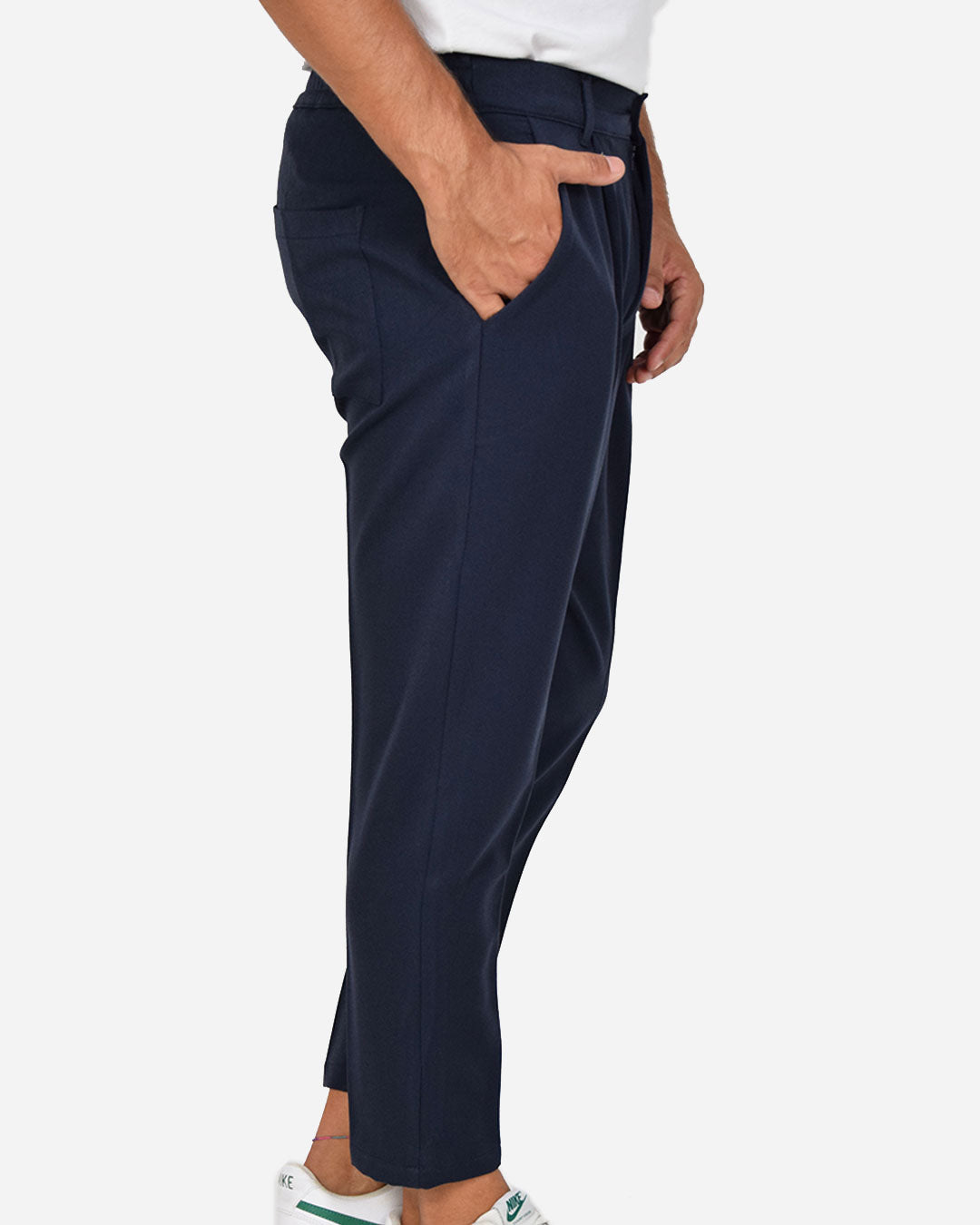 Pantaloni capri con vita elasticizzata