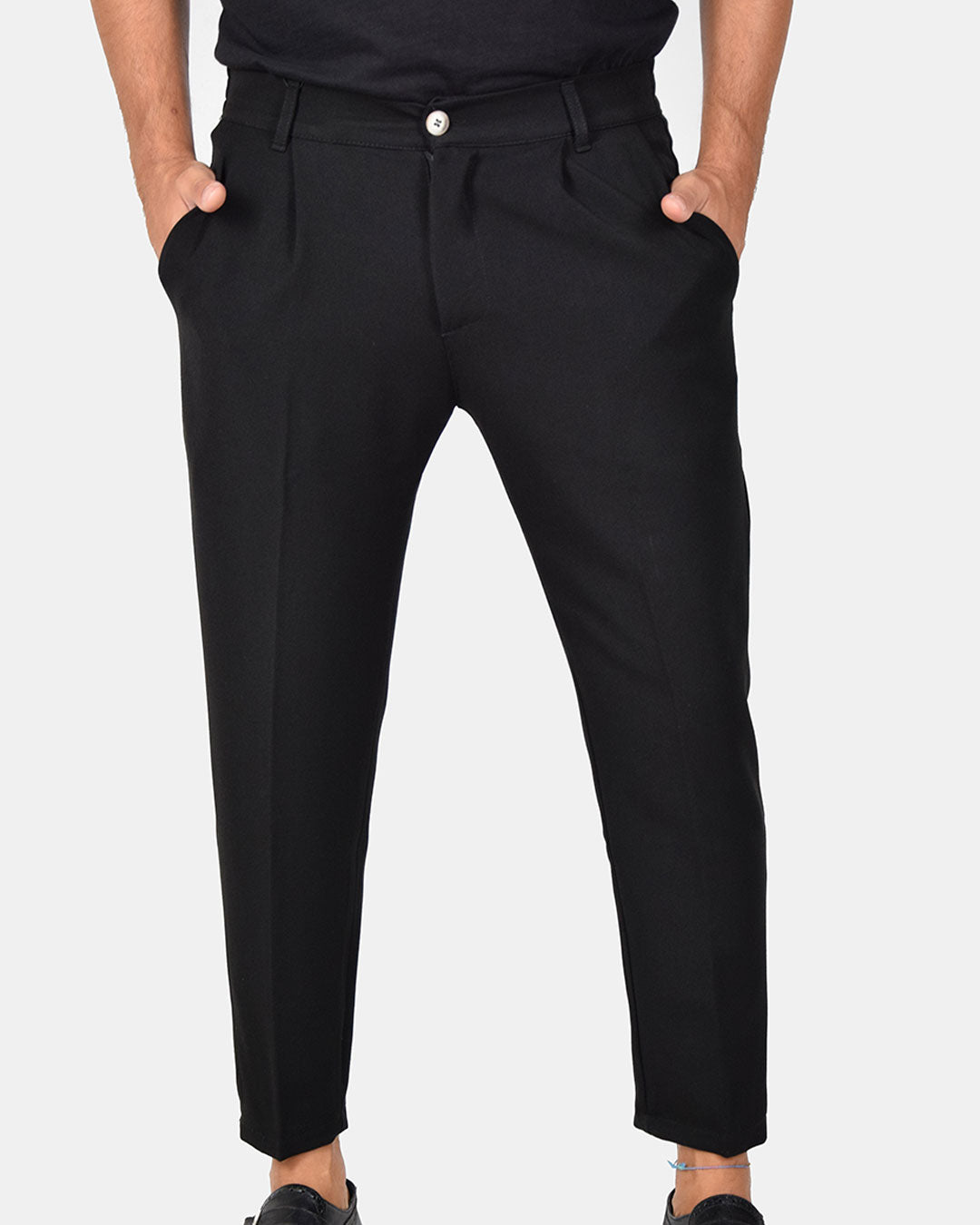 Pantaloni capri con vita elasticizzata