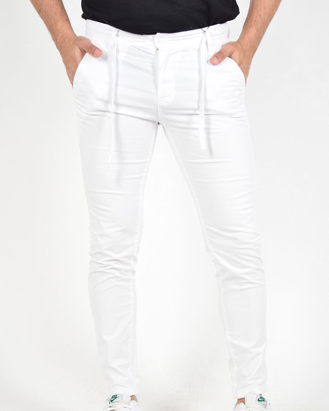 Pantaloni skinny capri con laccio in vita