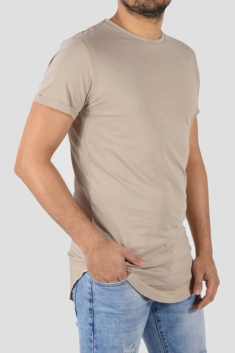 T-SHIRT CON TAGLIO ARROTONDATO