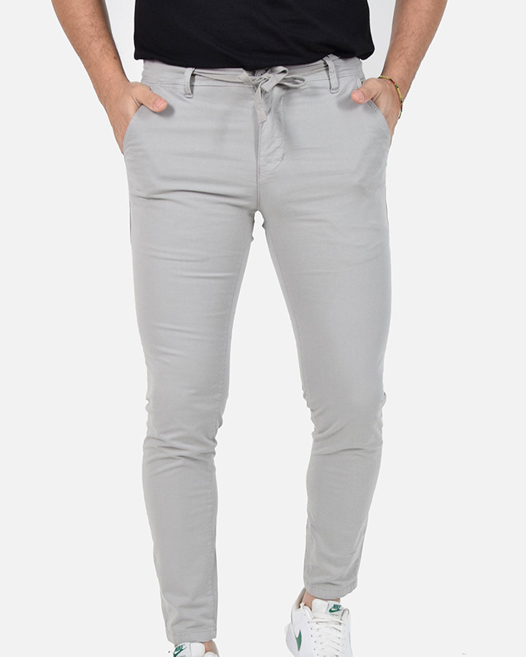 Pantaloni skinny capri con laccio in vita