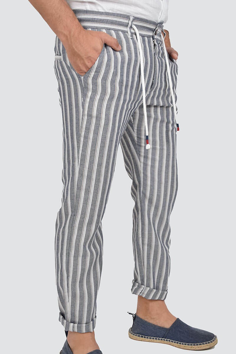 PANTALONI A RIGHE CON LACCIO IN VITA