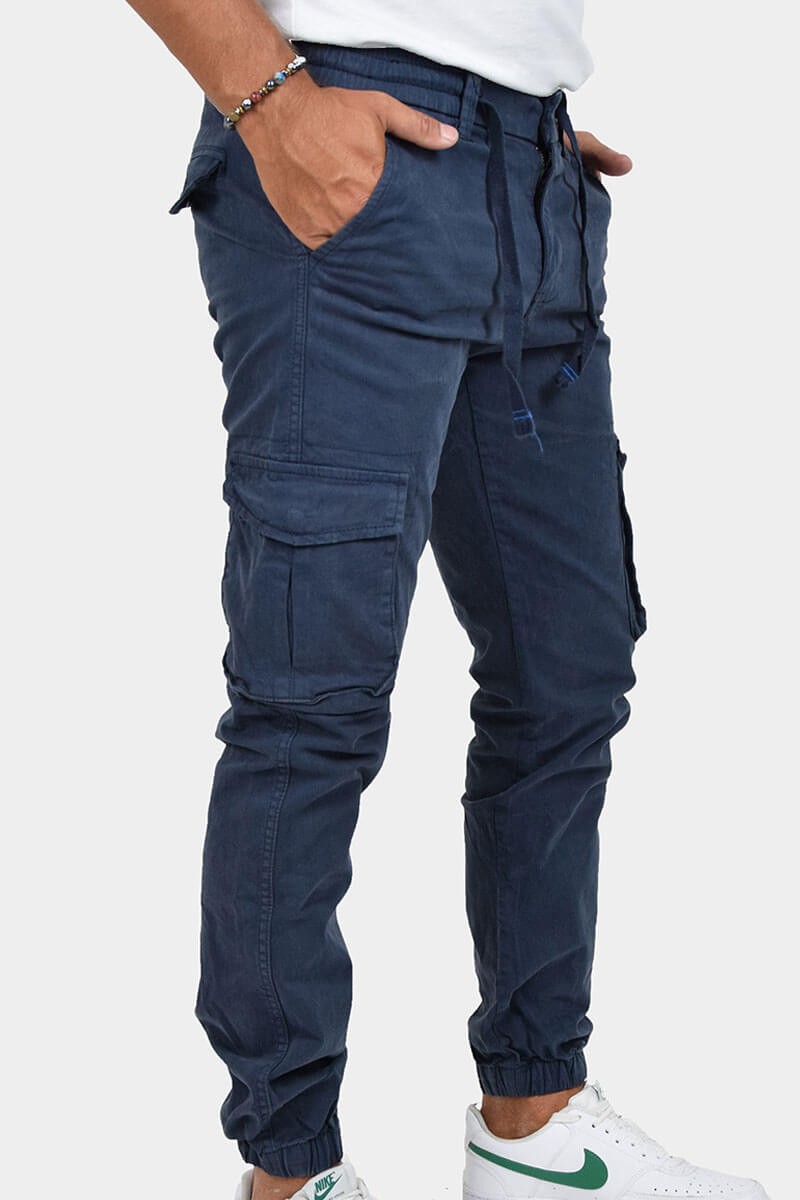 PANTALONI CON TASCONI E LACCIO IN VITA