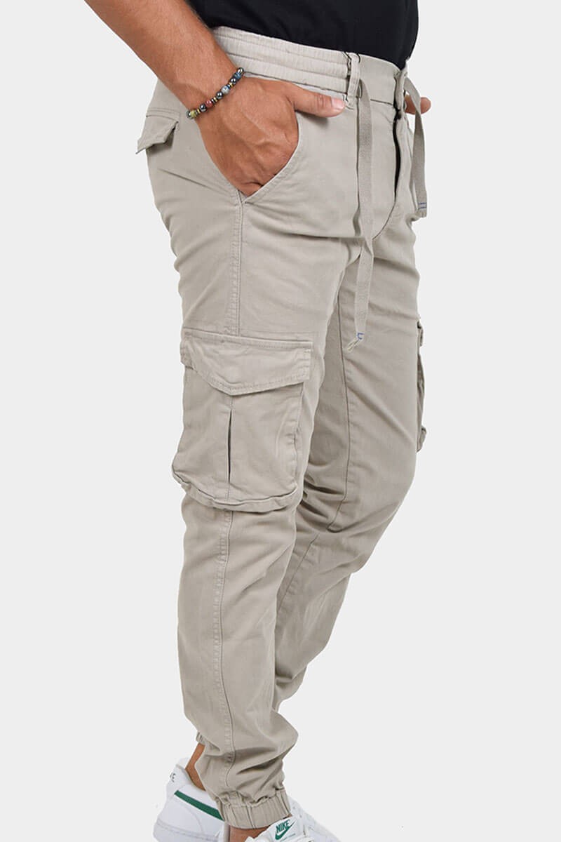 PANTALONI CON TASCONI E LACCIO IN VITA
