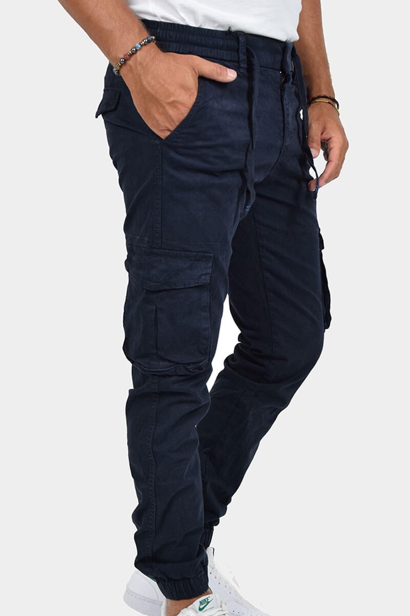 PANTALONI CON TASCONI E LACCIO IN VITA