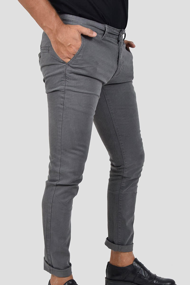 PANTALONI SKINNY CON MICROFANTASIA