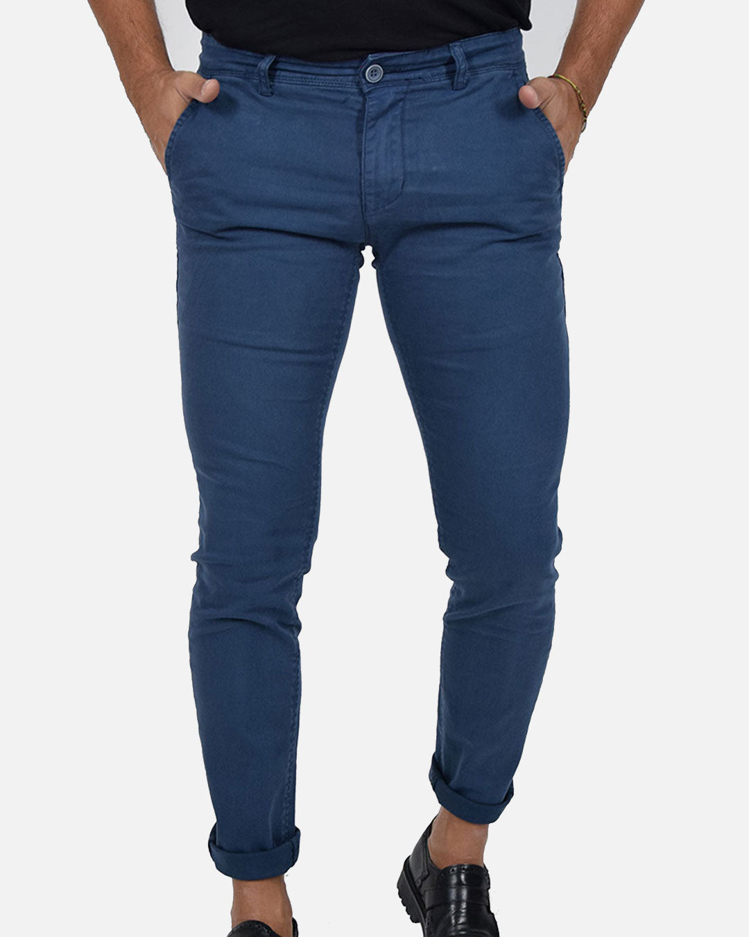 Pantaloni slim fit