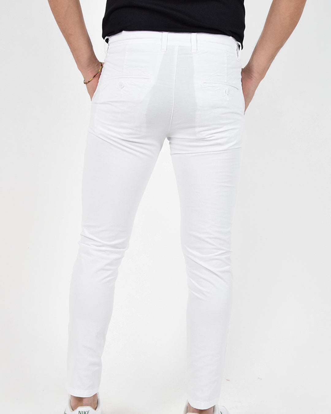 Pantaloni skinny capri con laccio in vita